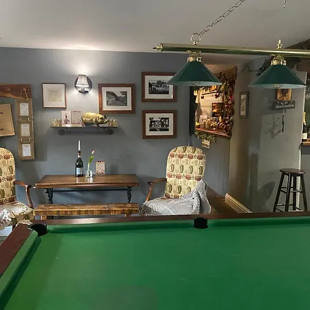 Kings Head - Riverside, 3*